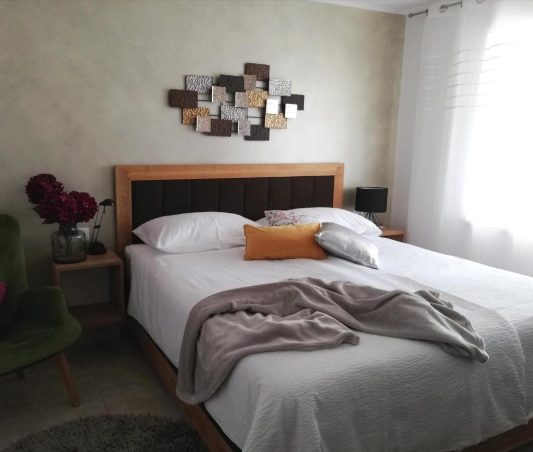 Apartments 4U Omisalj Luaran gambar