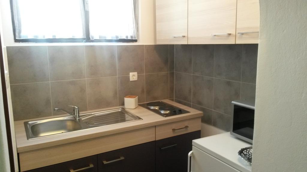 Apartments 4U Omisalj Luaran gambar