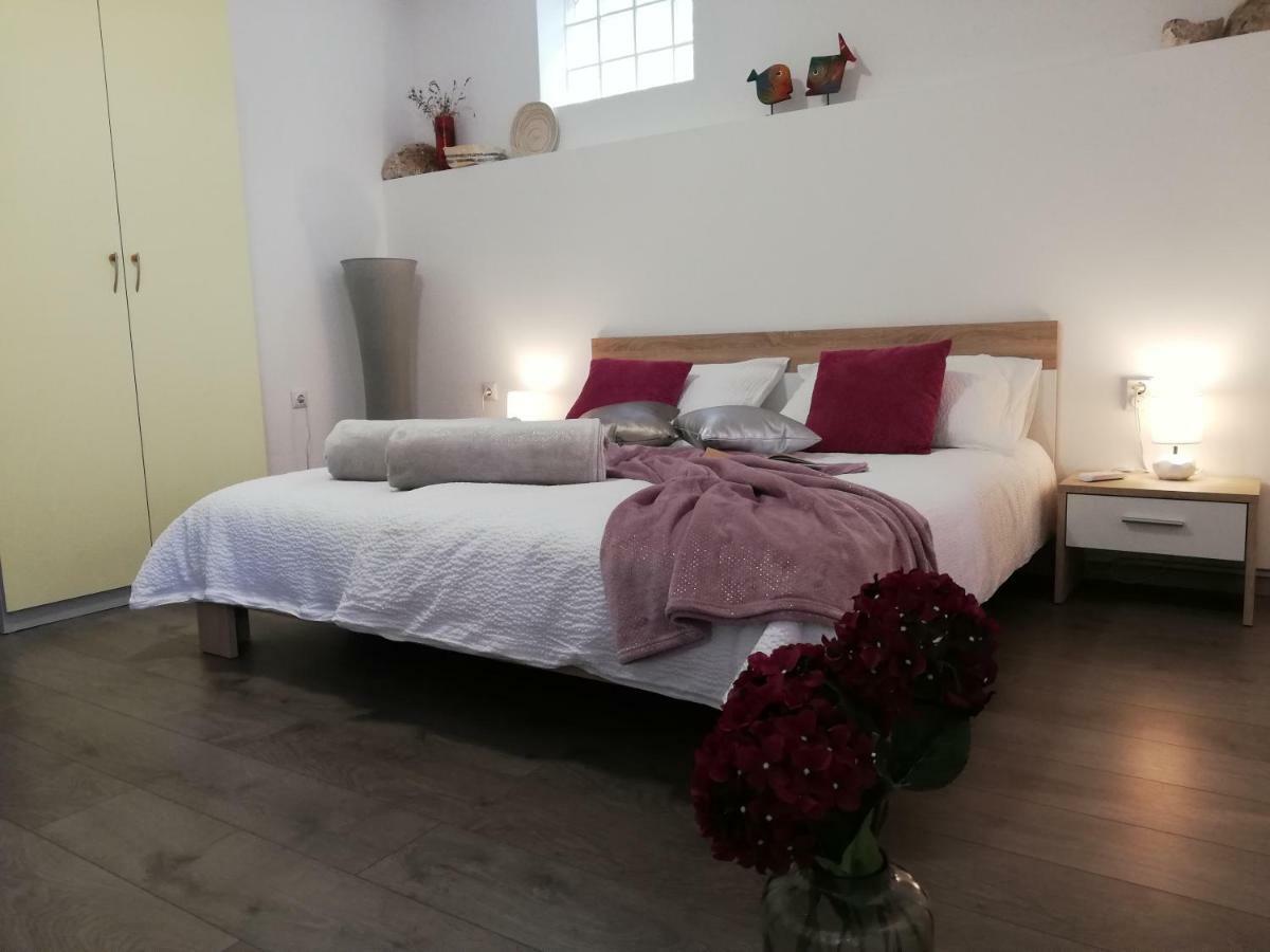 Apartments 4U Omisalj Luaran gambar